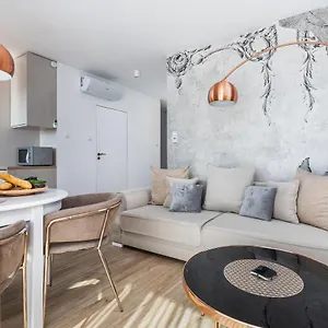 apartamenty-laguna-osiedle-bursztynowe-iii.kolobrzeghotels.com/